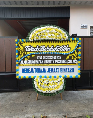 Papan Bunga Duka di Ketelan