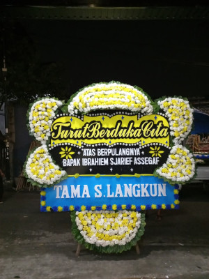 Papan Bunga Duka di Ketelan