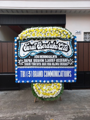 Papan Bunga Duka di Ketelan